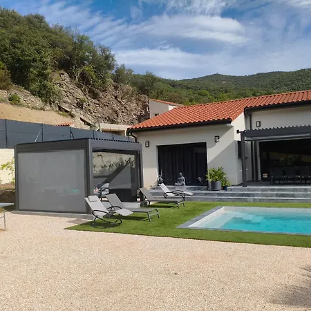 Piscine アルル